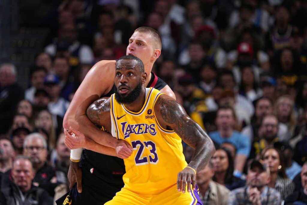 LeBron James contre Nikola Jokic