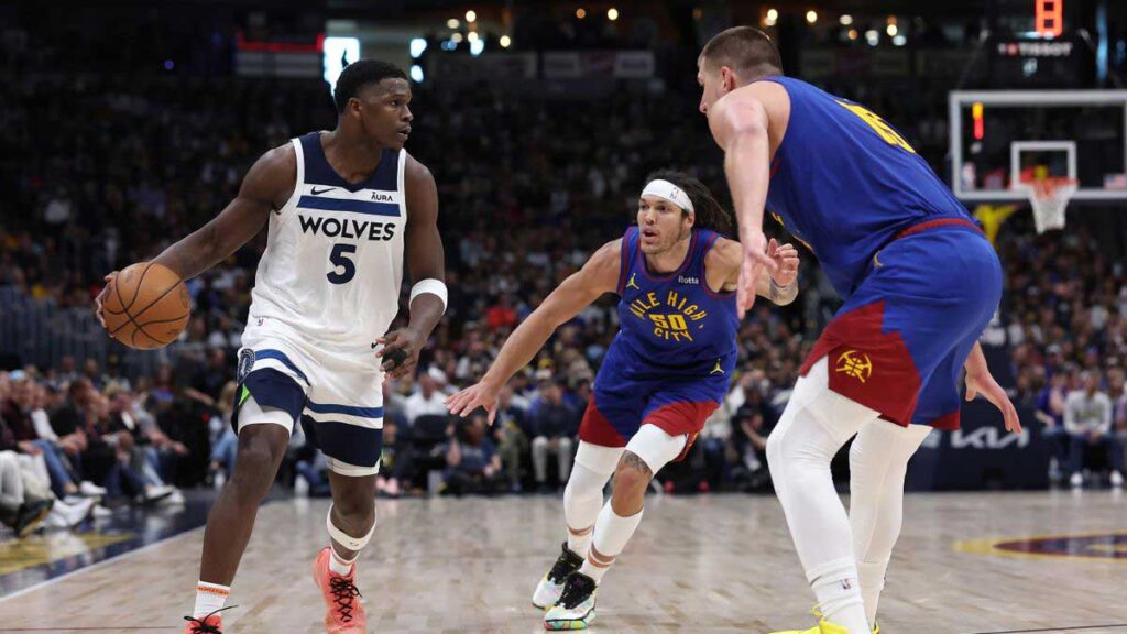 Anthony Edwards face à Nikola Jokic et Aaron Gordon