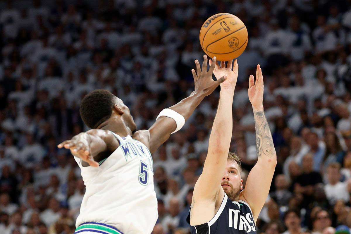 Lire la suite à propos de l’article Timberwolves – Mavericks (105-108) : Doncic et Irving au top