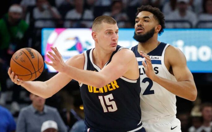 Nikola Jokic et Karl Anthony Towns