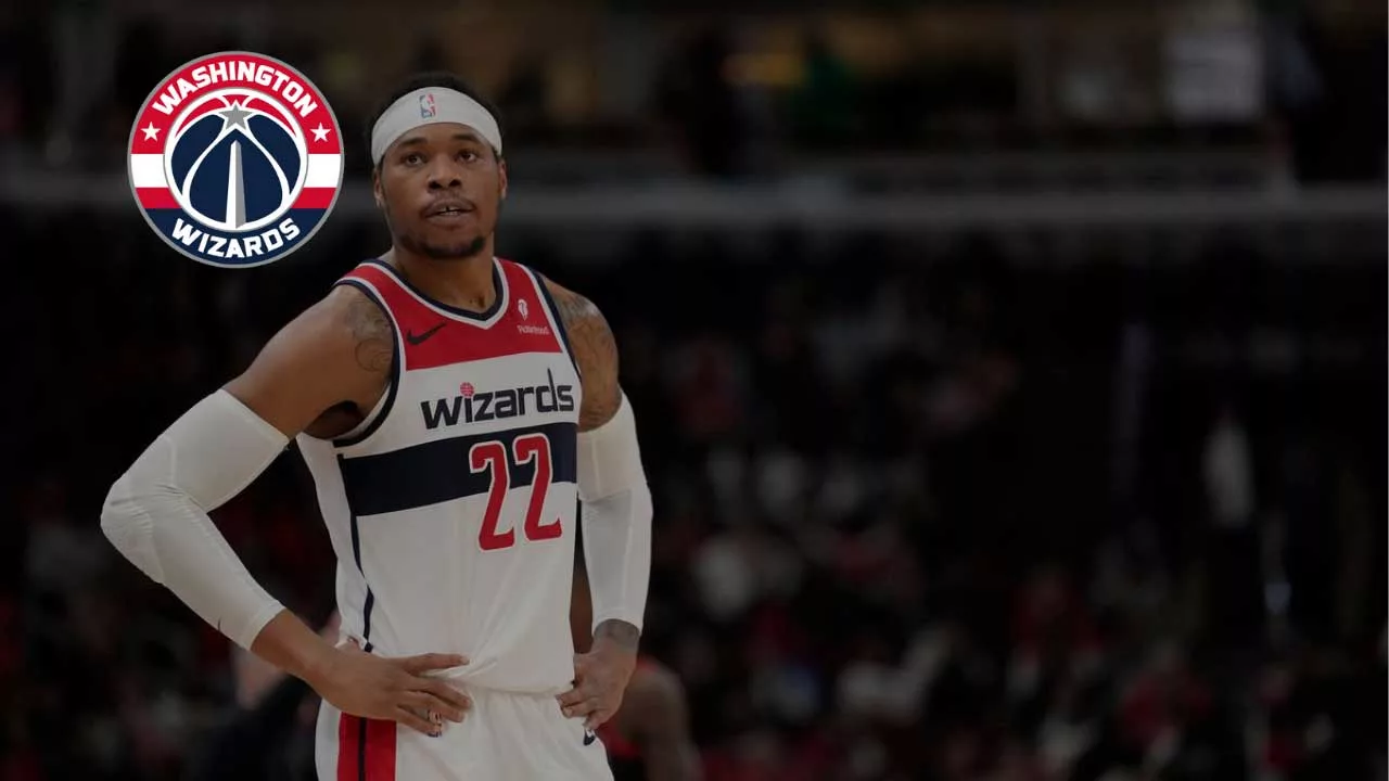 Lire la suite à propos de l’article Richaun Holmes reste avec les Wizards : un nouveau départ prometteur