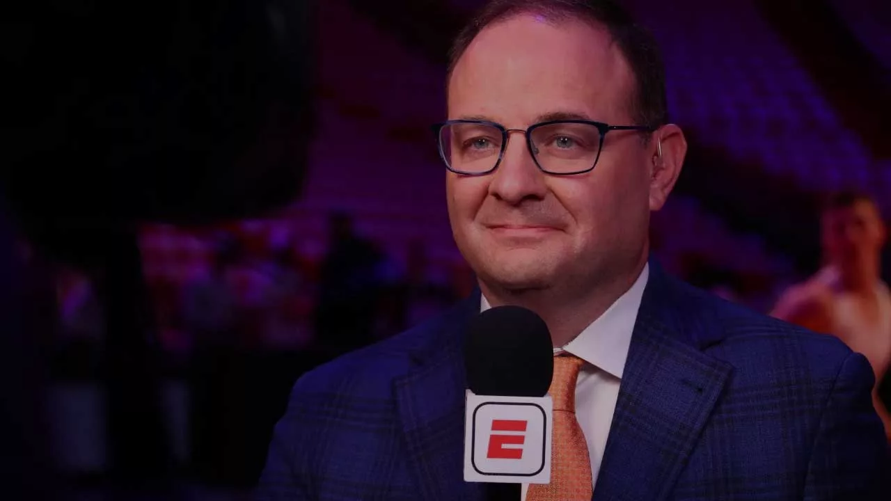 Lire la suite à propos de l’article Woj Bomb : Adrian Wojnarowski quitte ESPN et la NBA