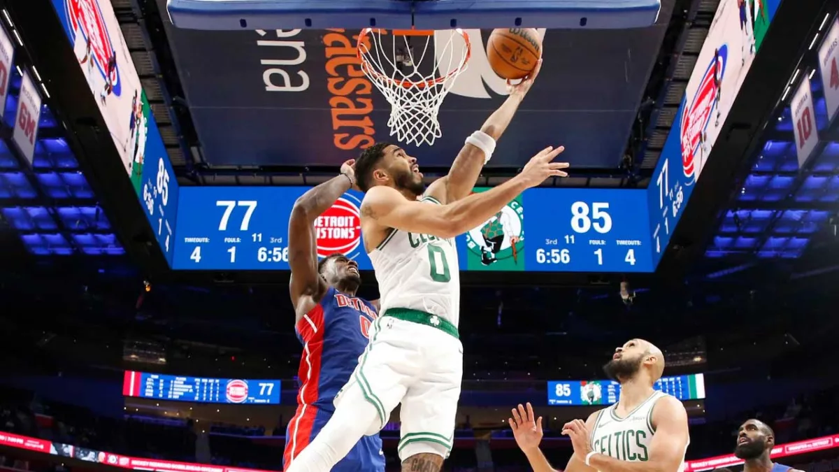 Boston résiste au retour des Pistons et gagne 124-118