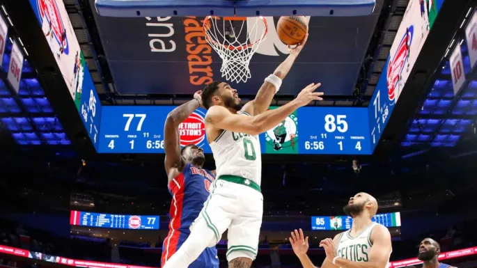 Boston résiste au retour des Pistons et gagne 124-118