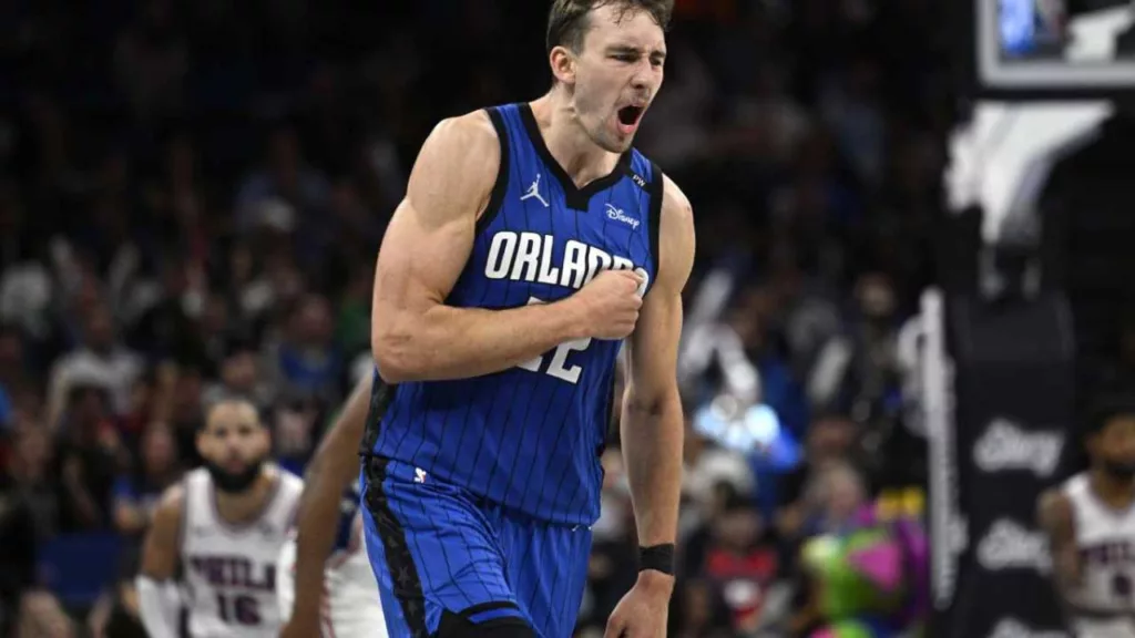 Franz Wagner contre les Philadelphie 76ers