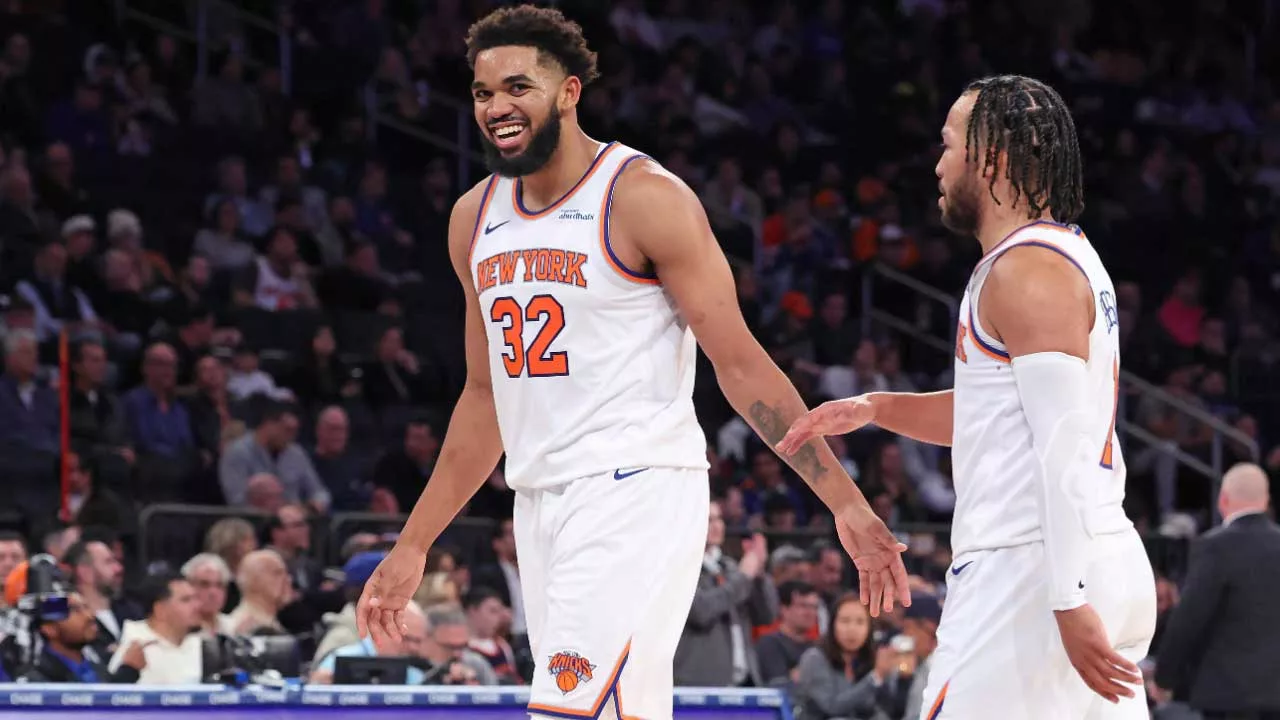 Lire la suite à propos de l’article Les Knicks dominent les Suns : Brunson et Towns en feu