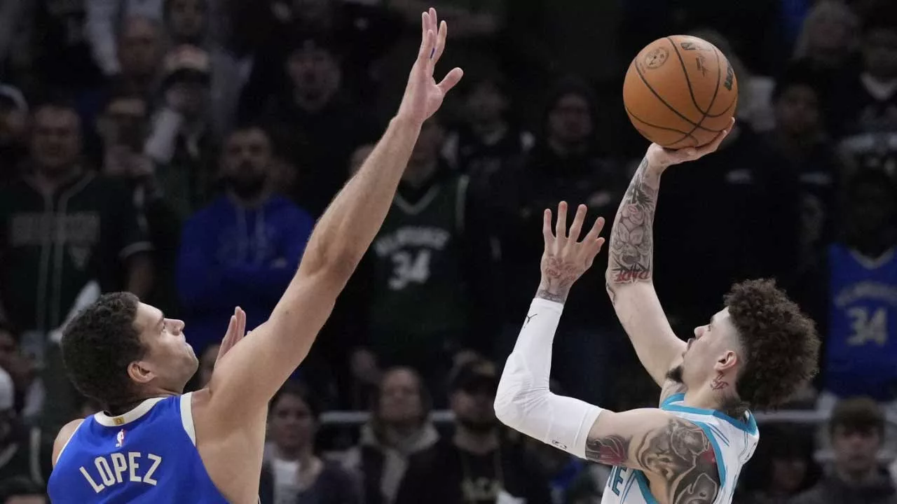 Lire la suite à propos de l’article LaMelo Ball claque 50 points, mais les Bucks brisent le rêve