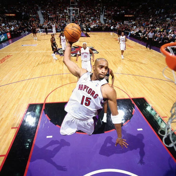 Vince Carter avec le maillot des Toronto Raptors