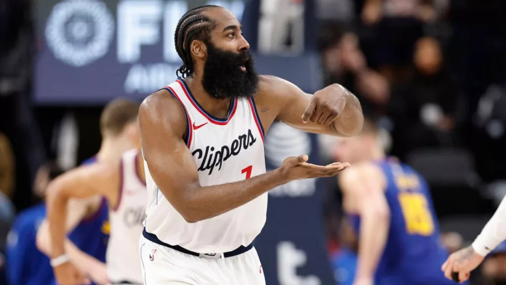 James Harden 11e meilleur scoreur all-time