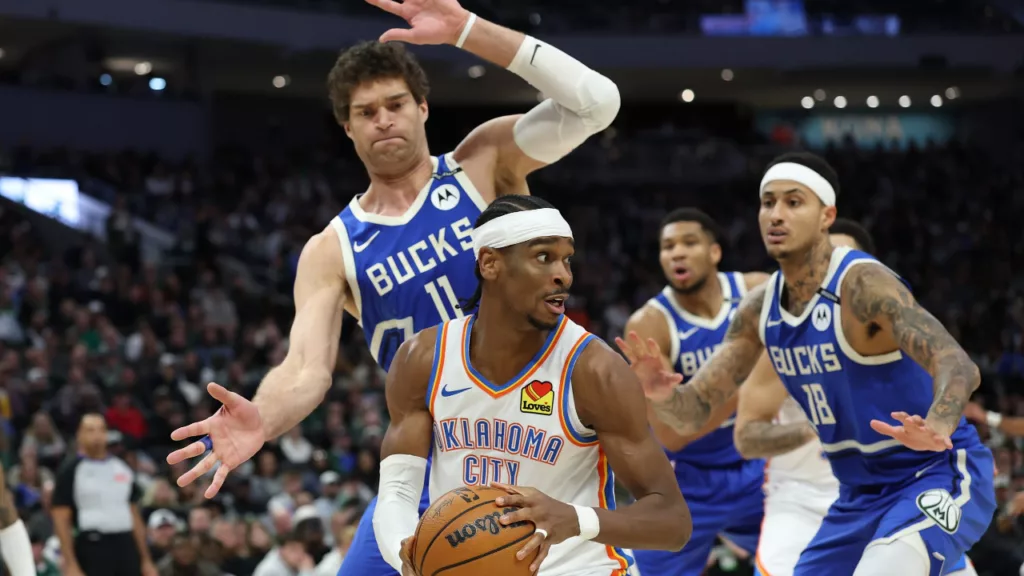 Le Thunder marche sur Milwaukee