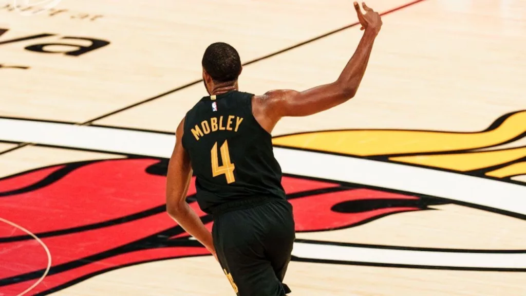 Evan Mobley