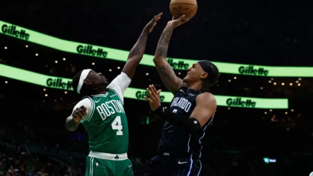Jrue Holiday et Paolo Banchero