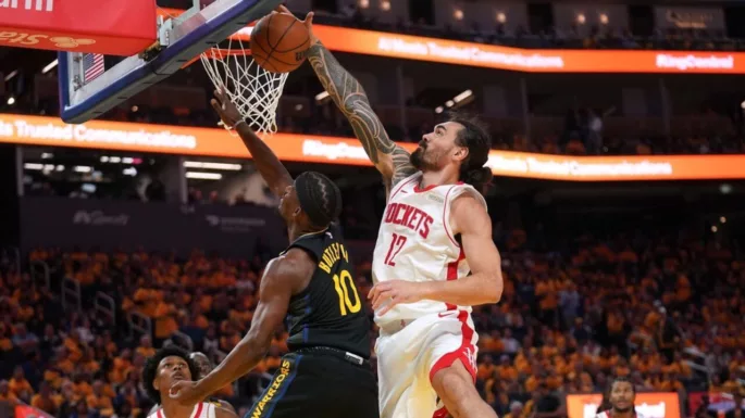Contre de Steven Adams sur Jimmy Butler