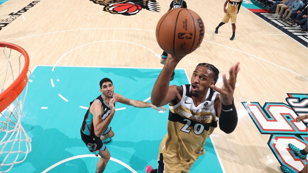 Alex Sarr et Santi Aldama