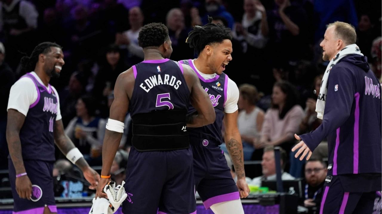 Anthony Edwards et les Wolves