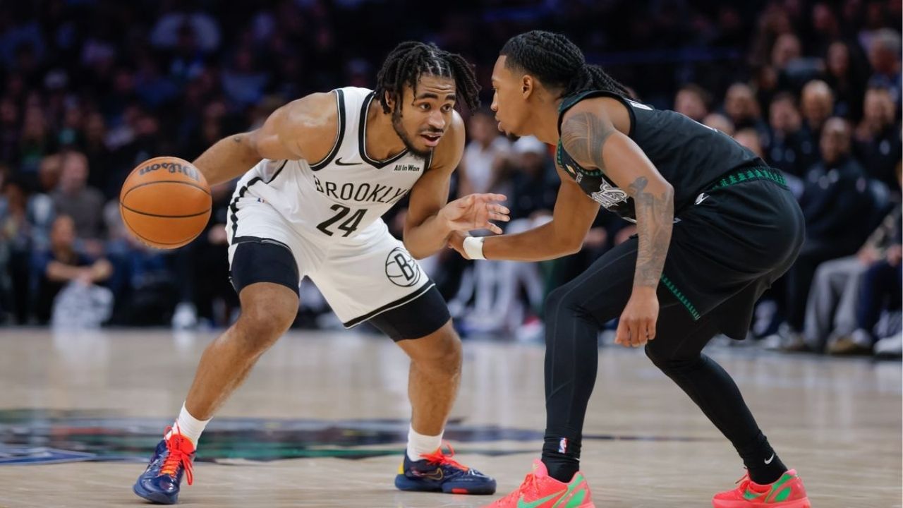 Cam Thomas qui attaque