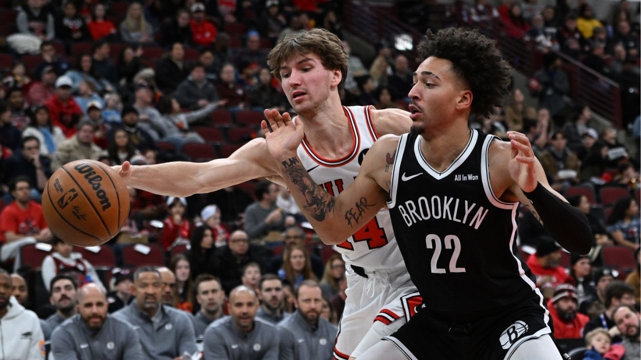 Matas Buzelis contre les Nets