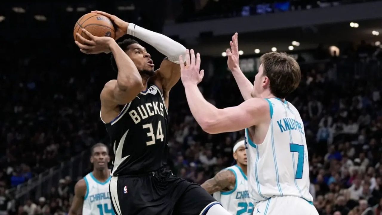 Giannis Antetokounmpo et Kon Knueppel