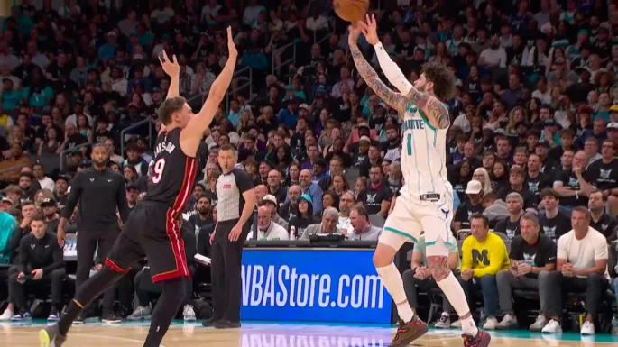 Play-in 2026 : Charlotte élimine Miami en prolongation